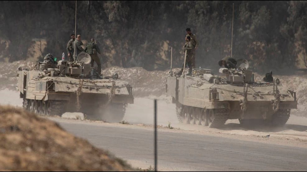 Israelische Soldaten im Gazastreifen. Offenbar gibt es den Vorschlag, dass die USA das Gebiet übergangsweise verwalten sollen (Archivbild)