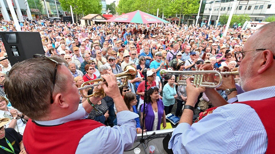 Hohe Kosten wegen Terrorabwehr: Kürzere Jazzmeile bei Dixieland-Festival in Dresden
