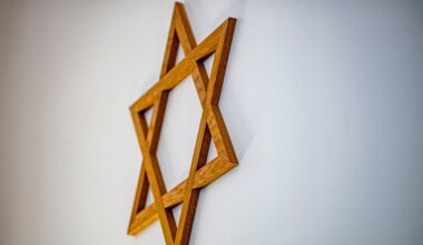 Hamburg: Neue Liberale Synagoge eröffnet | NDR.de - Nachrichten