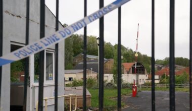 14-Jähriger stirbt in Feuer – 14 Kinder festgenommen