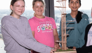 Turm von Sterkrader Schülerinnen überzeugt Fachjury