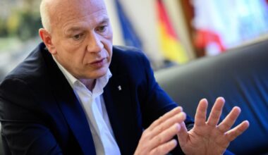 Berlins Regierender wünscht sich ein AfD-Verbot