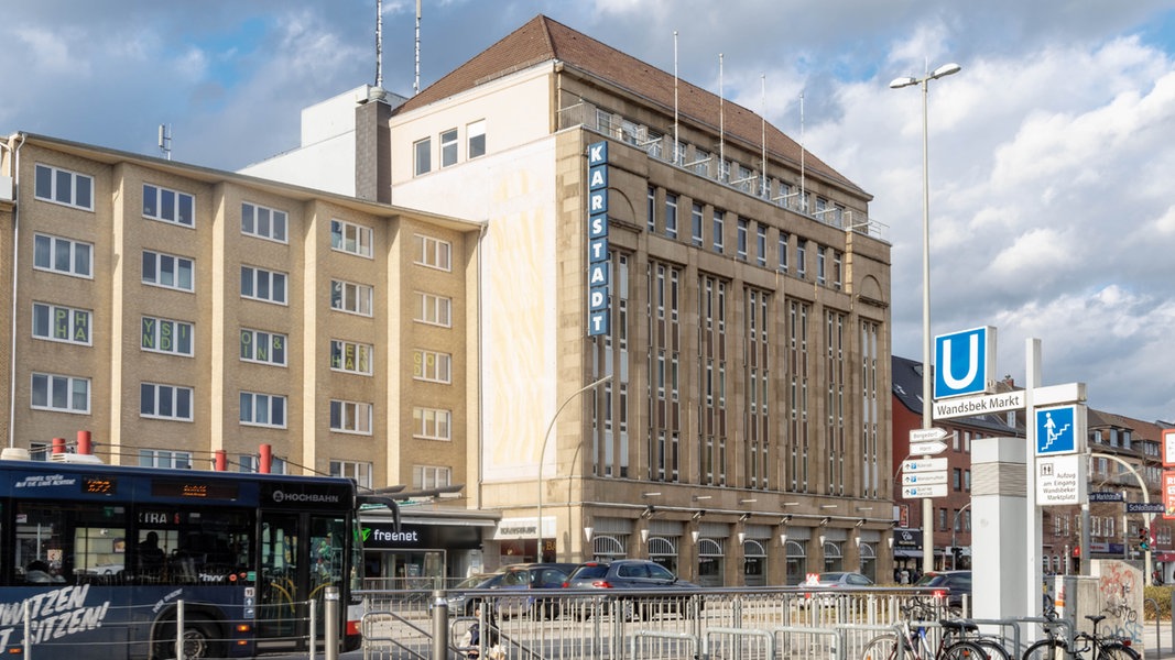 Hamburg unterschreibt Mietvertrag für Ex-Karstadt-Gebäude in Wandsbek | NDR.de - Nachrichten