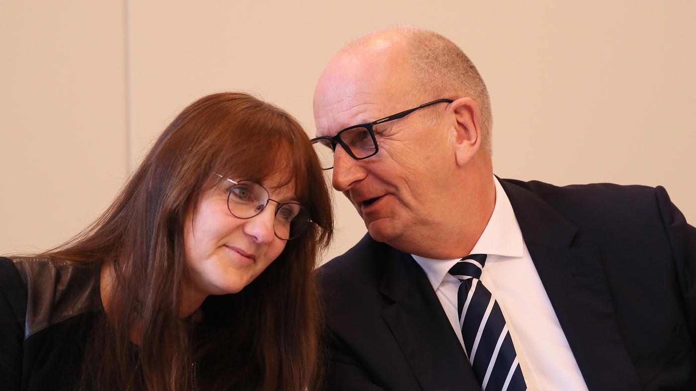 Linke und Grüne fordern Rücktritt von Innenministerin Lange