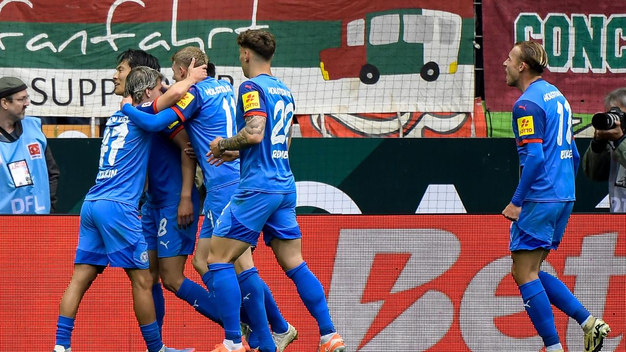 "Big Points" im Abstiegskampf: Kiel düpiert Augsburg und macht Druck auf Heidenheim