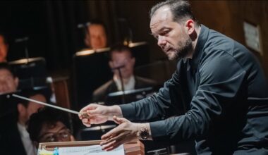 Oper Leipzig: Andris Nelsons dirigiert erstmals im Orchestergraben und begeistert