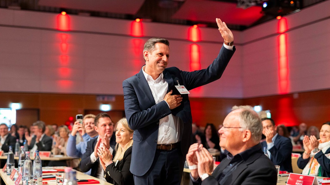 SPD-Parteitag in Wolfenbüttel: Lies zum Landesvorsitzenden gewählt | NDR.de - Nachrichten - Niedersachsen
