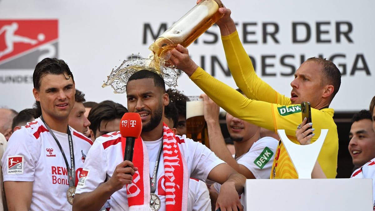 FC-Star hat "bei einem Bundesligisten unterschrieben"