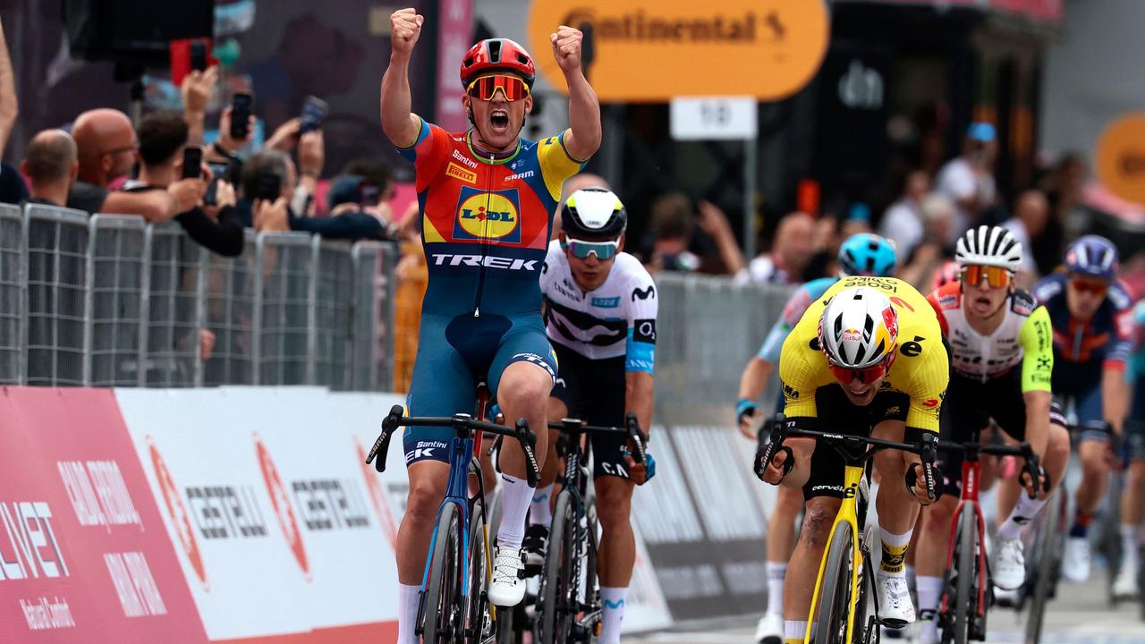 Sieg im Schlusssprint: Pedersen gewint die erste Giro-Etappe