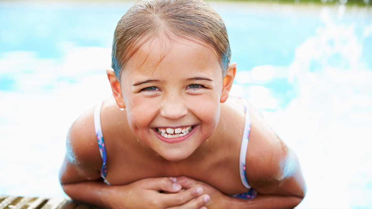 UV-Schutz für Kinder: Köln startet neue Freibad-Kampagne