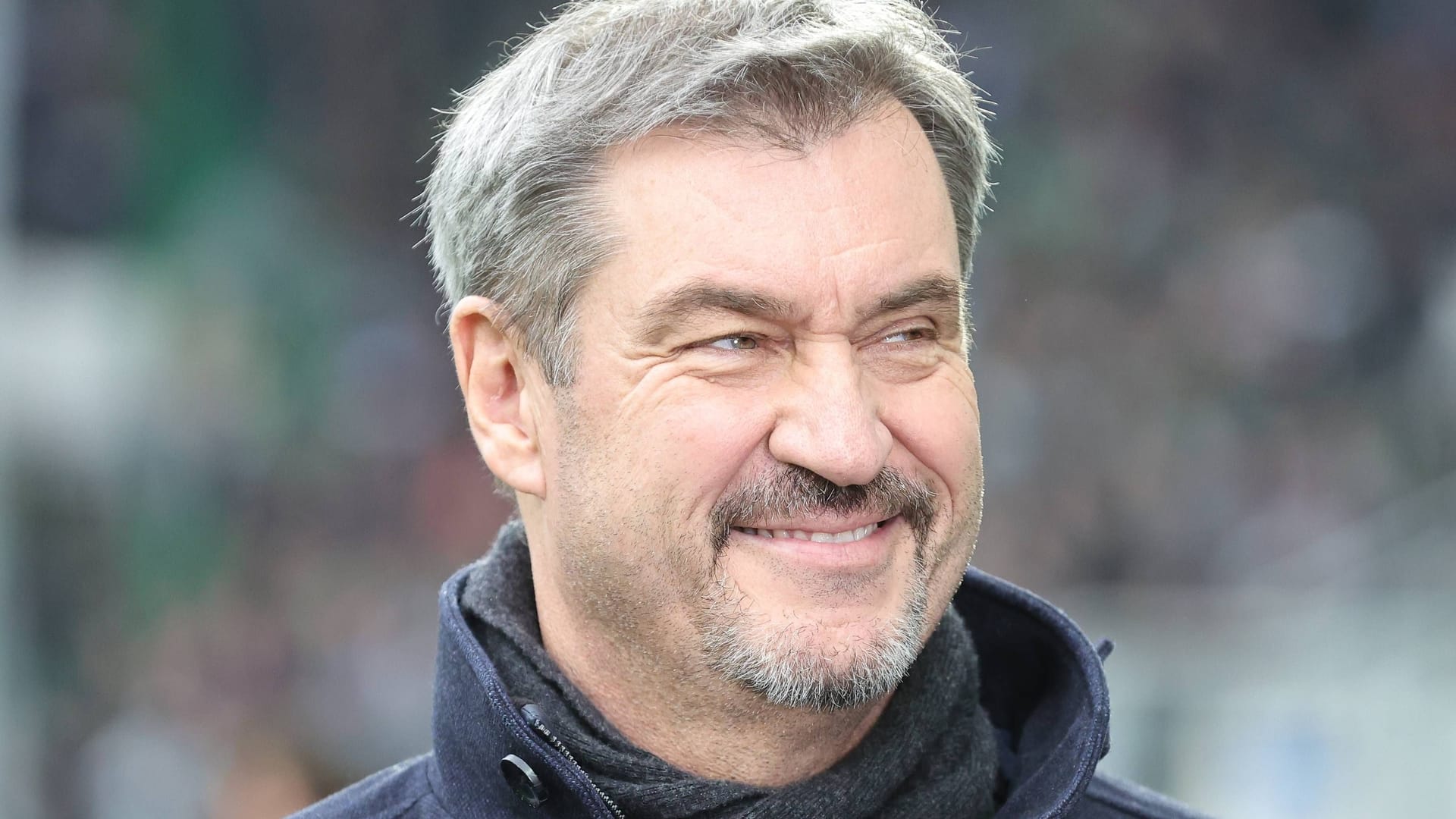 Markus Söder im Stadion (Archivbild): Der bayrische Ministerpräsident ist bekennender Fan des 1. FC Nürnberg.