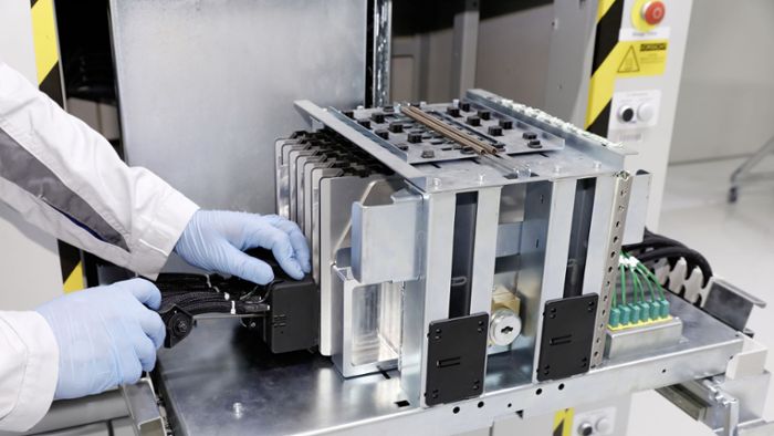 Battery Show Europe in Stuttgart: Batterie-Experte: Uns bleibt nichts anderes  übrig, als optimistisch zu sein