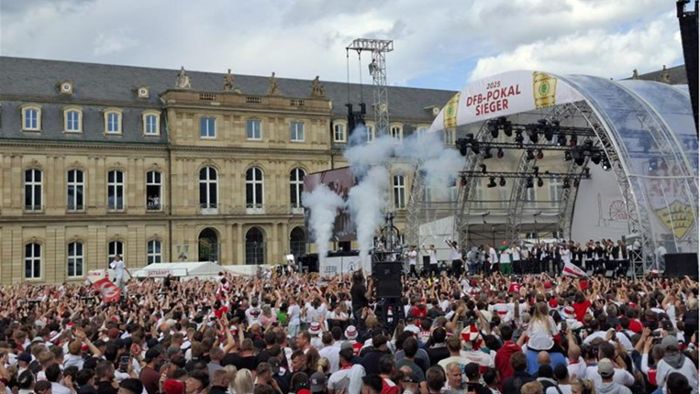 DFB-Pokalfinale: Polizeibilanz: Verletzung durch Pyrotechnik