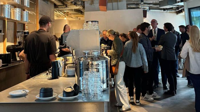Opening-Party am Hauptbahnhof: Barista-Kultur vom Feinsten mit Gleisanschluss in Stuttgart