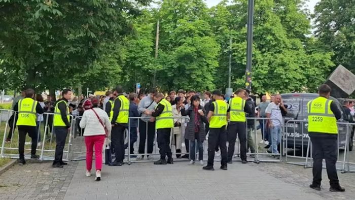 Public Viewing in Stuttgart: Abgeriegelter Schlossplatz: Wirte beklagen hohe Ausfälle