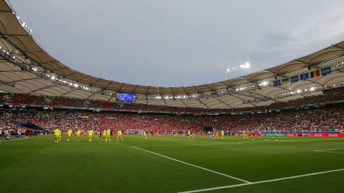 MHP-Arena in Stuttgart: Zu teuer – Solaranlage auf VfB-Stadiondach kommt nicht