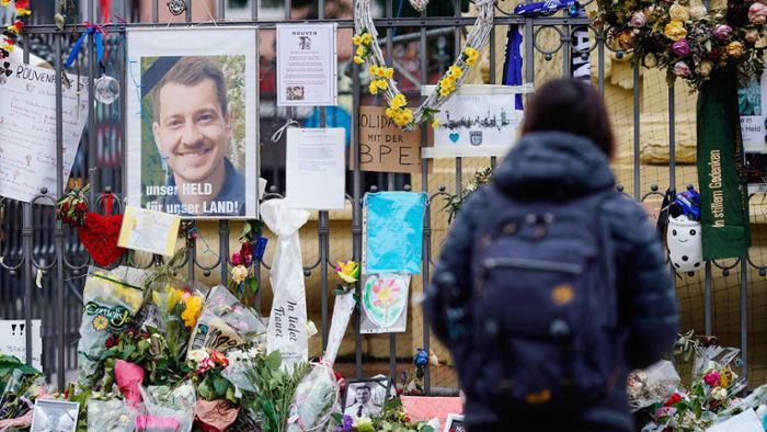 Mord in Mannheim: Gedenkveranstaltung für Rouven Laur – Innehalten für „mutigen Polizisten“