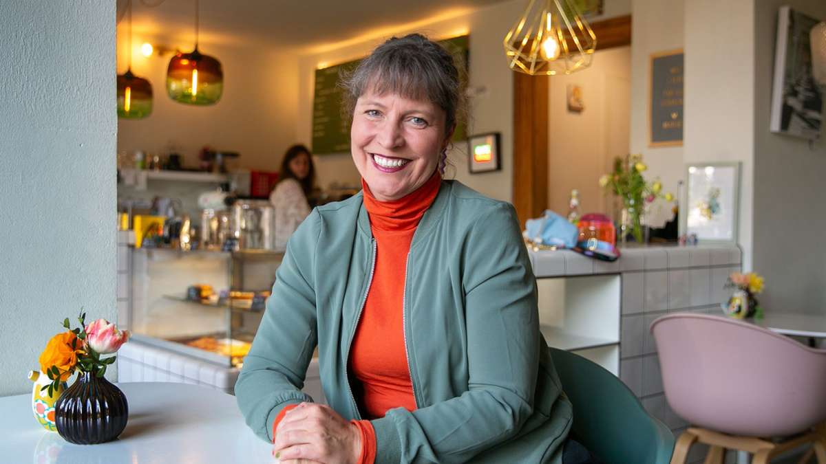 Gastronomin mit Herz in Esslingen: Von Eule und Kauz beflügelt: „Wenn ich ins Café komme, bin ich glücklich“ - Esslingen