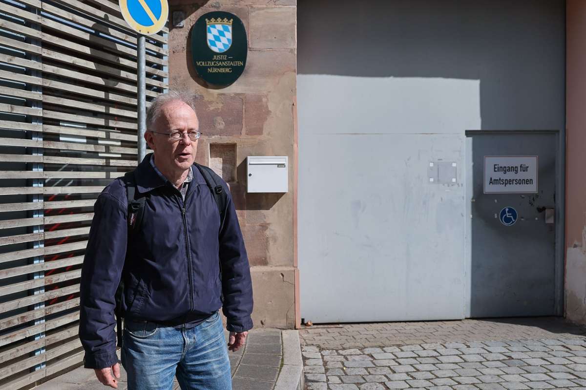 Straßenblockade in Nürnberg: Richter befangen? - Neuer Prozess gegen Klima-Pater - Bayern