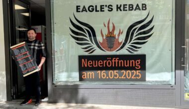 Eröffnung in der Eberhardstraße: Nach Blockade auf Nummer sicher mit Döner statt Churros