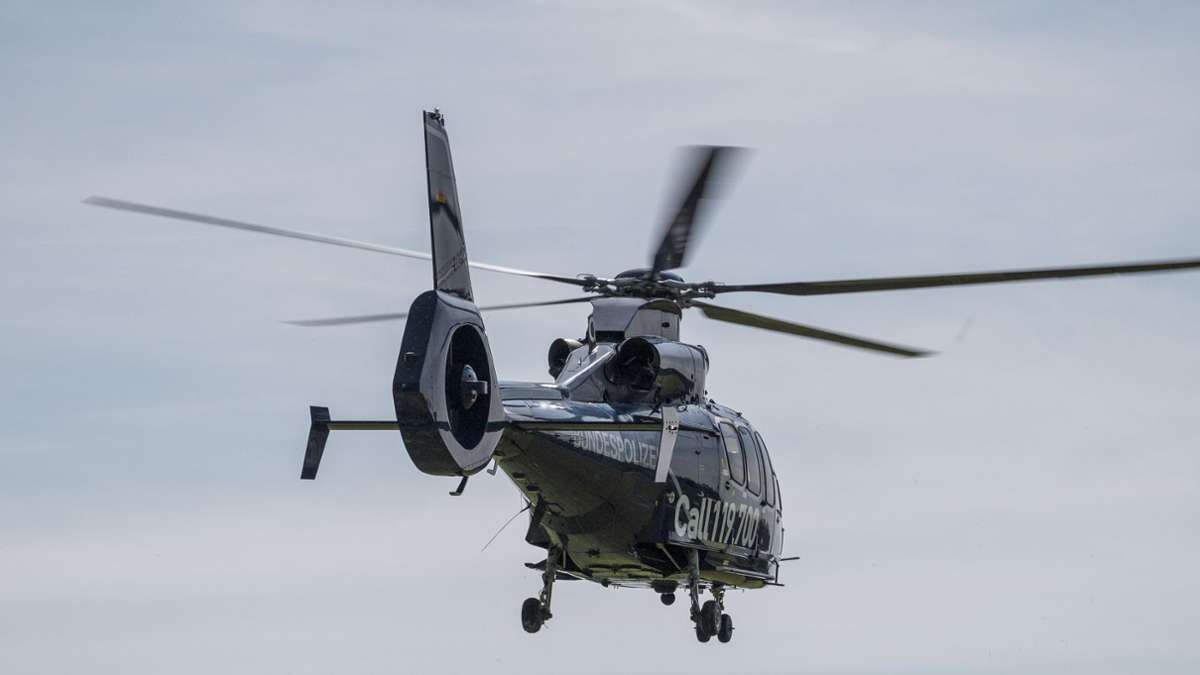 Karlsruhe: Pizzabote ausgeraubt: Hubschrauber-Fahndung ohne Erfolg