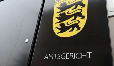 Karlsruhe: Kunde geprellt? Domina wegen Steuerhinterziehung vor Gericht