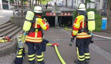 Feuerwehreinsatz in der Stadtmitte: Rauchsäule über Kornwestheim: Feuer bricht in Tiefgarage aus