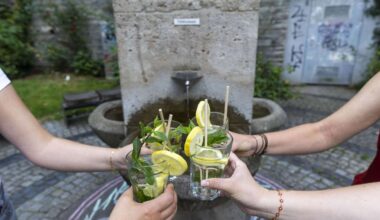 Extreme Hitze droht: Wasserspender und Refill in Cafés – So will die Stadt zum Trinken animieren - Stuttgart