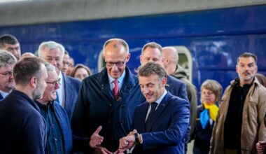 Friedrich Merz in der Ukraine: Neuer Kanzler setzt ein Zeichen – jetzt kommt es auf Trump an - Politik