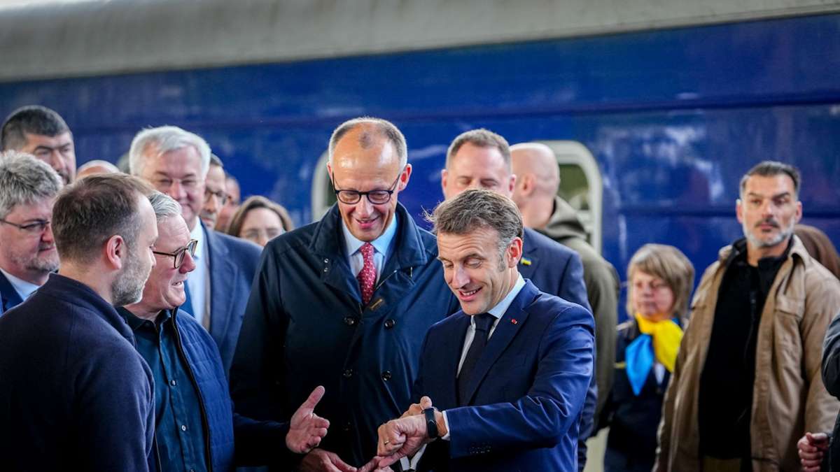 Friedrich Merz in der Ukraine: Neuer Kanzler setzt ein Zeichen – jetzt kommt es auf Trump an - Politik