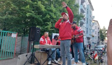 VfB Stuttgart im DFB-Pokal: Liveblog: Überraschungsauftritt der Band „Die Fraktion“