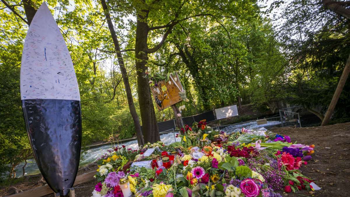 München: Surfer fordern Freigabe der Eisbachwelle