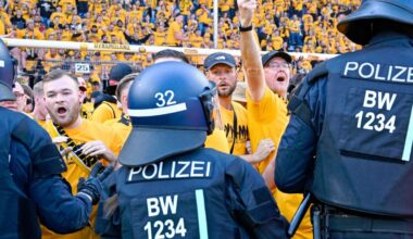 Waldhof Mannheim gegen Dynamo Dresden: Fanlager stürmen Spielfeld – Spielunterbrechung in Mannheim