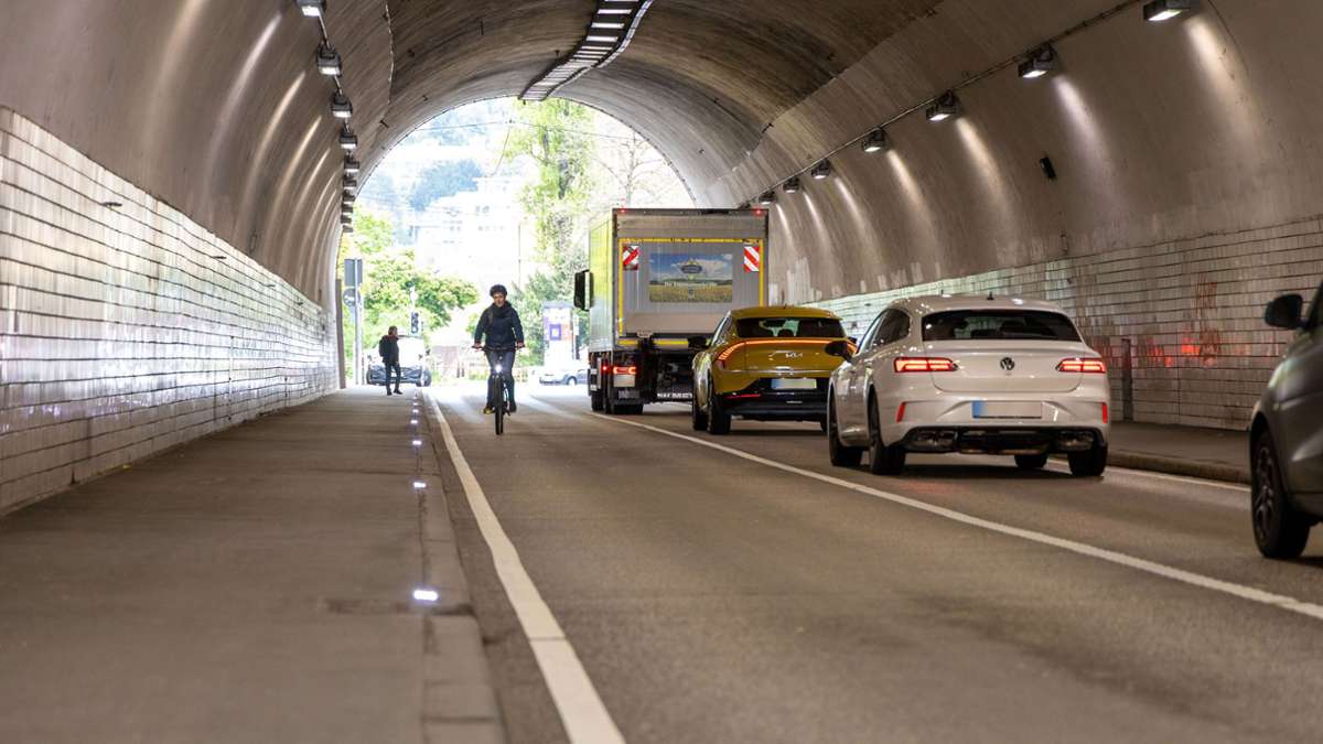 Radverkehr in Stuttgart: Lösung für Radler im Schwabtunnel: „unverschämt“ oder notwendig?