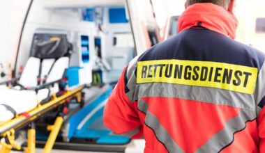 Unfall in Ostfildern: 69-Jähriger wird am Steuer ohnmächtig – Frontalzusammenstoß im Gegenverkehr - Kreis