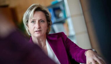 Nicole Hoffmeister-Kraut über das Konzept Metaverse: Wofür brauchen wir das Metaverse, Frau Wirtschaftsministerin Hoffmeister-Kraut?