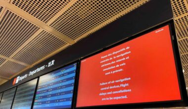 Frankreich: Panne: Zahlreiche Flugausfälle am Flughafen Paris-Orly - Panorama