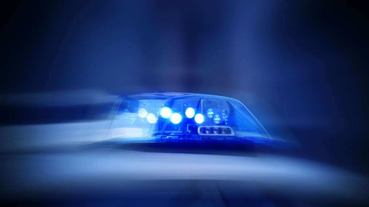 Trickbetrug in Stuttgart-Vaihingen: Betrüger bringen älteres Ehepaar um wertvollen Schmuck