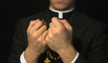 Augsburg: Mann soll Priester mit Nacktfotos erpresst haben