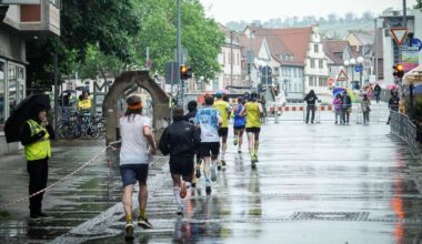 Bad Cannstatt: Stuttgart-Lauf – einzelne verspätete Starts und voller Zielbereich