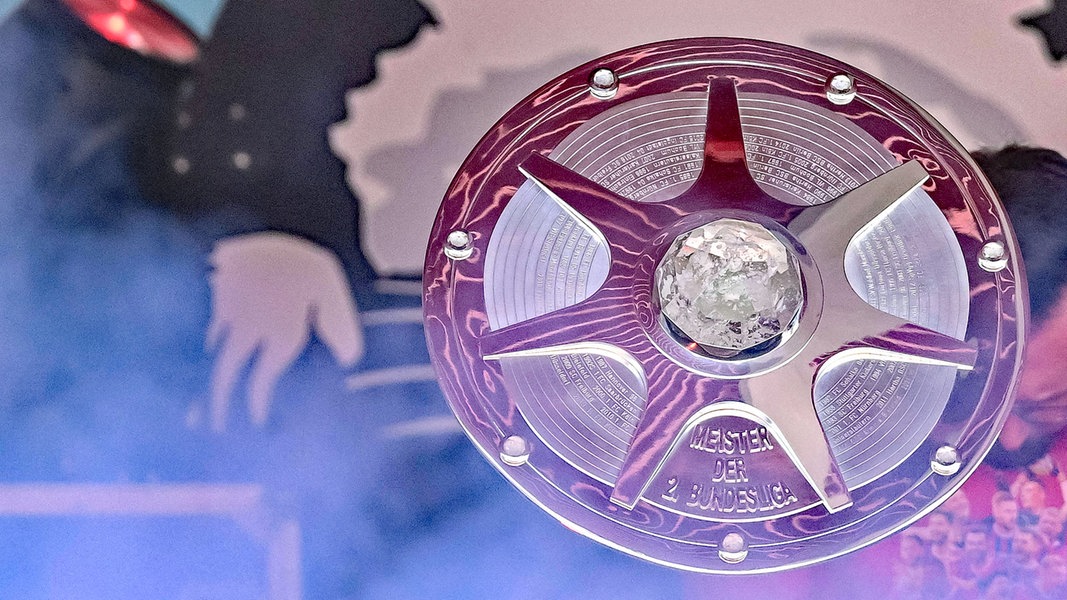 News-Blog HSV: Meisterschale beim Saisonfinale in Köln | NDR.de - Sport