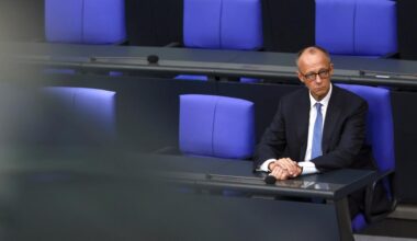 Bundeskanzler Merz hält erste Regierungserklärung im Bundestag