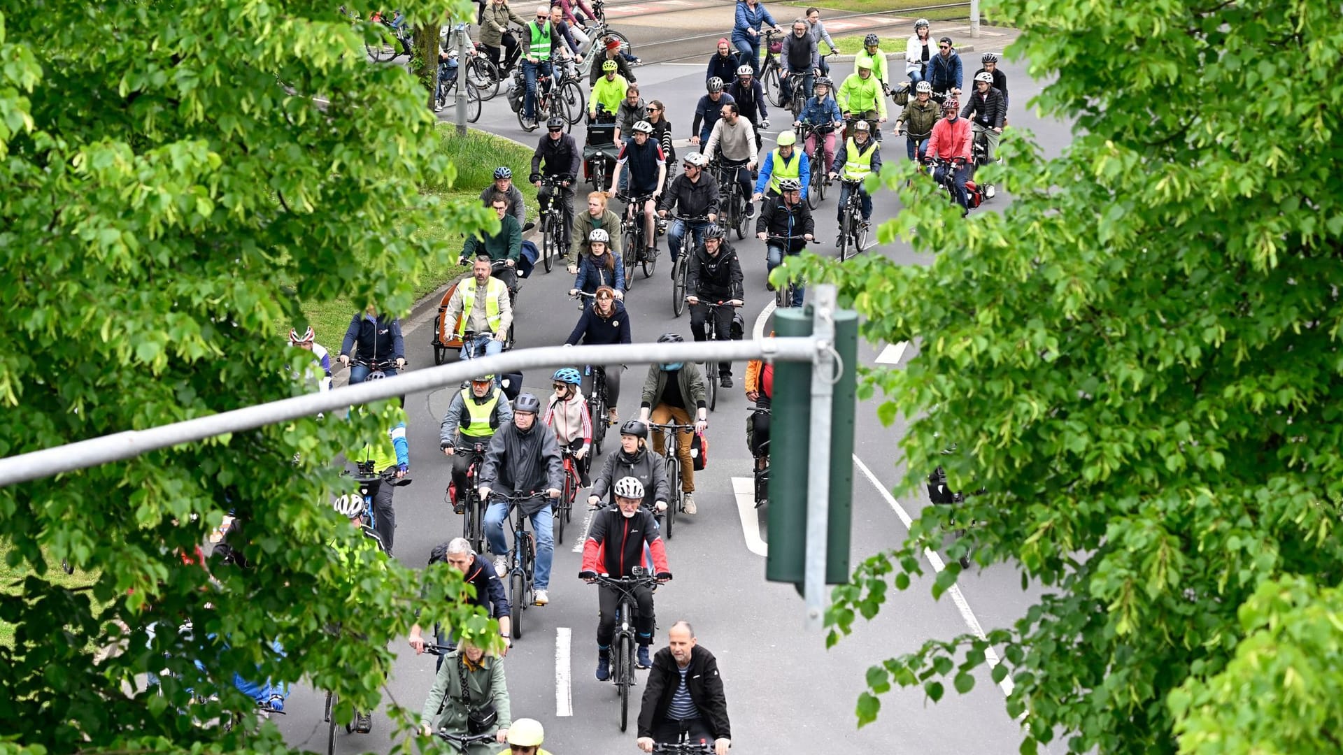 Fahrrad-Sternfahrt in Düsseldorf