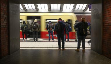 Berliner Verkehrsverwaltung kürzt weitere 51 Millionen Euro bei der S-Bahn