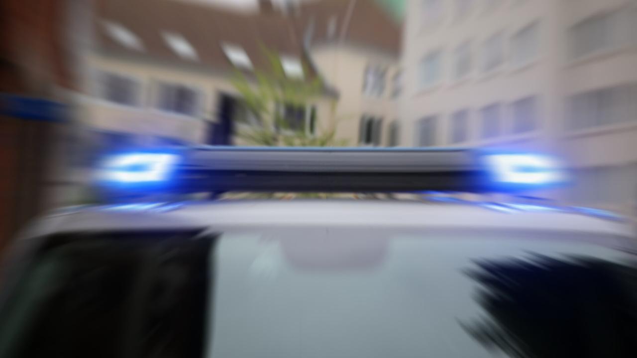 Niedersachsen: Bremen: Passant entdeckt Leiche im Auto