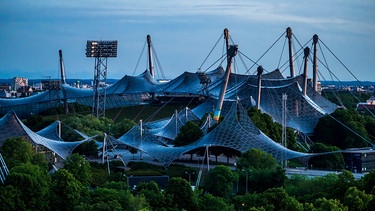 Olympiastadion in München | Bild: picture alliance/dpa | Peter Kneffel