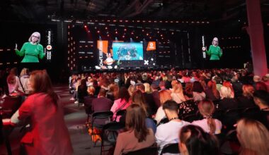 OMR 2025 in Hamburg gestartet - Stargast Ryan Reynolds | NDR.de - Nachrichten