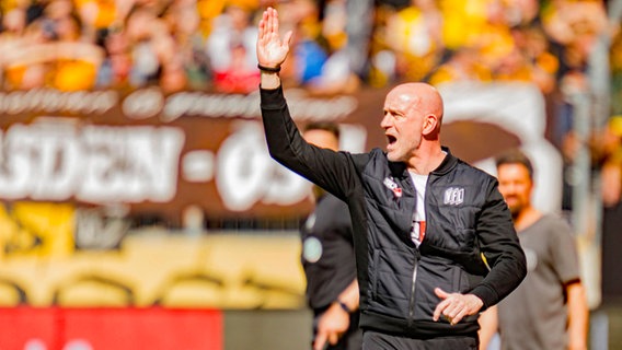 Trainer Marco Antwerpen vom VfL Osnabrück © IMAGO/Jan Huebner Foto: Oliver Müller