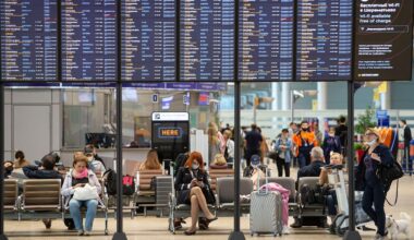 Ukraine-Liveblog: Flugverkehr in Moskau ausgesetzt