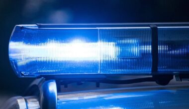 Auto landet am Kreuz-Bonn-Nord im Gebüsch